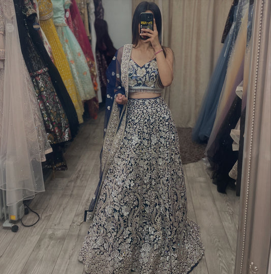 Heavy Embroided Lehnga for Engagement & wedding (MADE TO MEASURE AVAILABLE)
