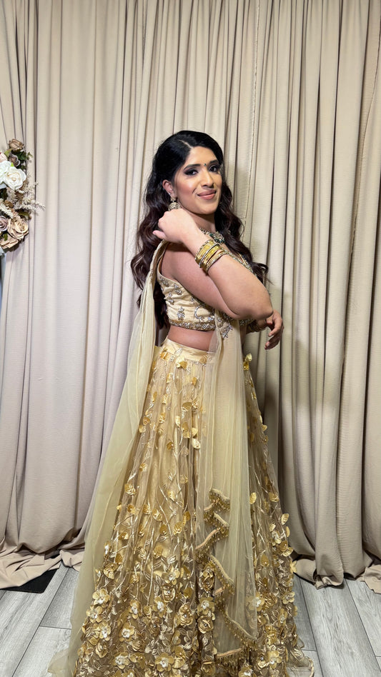 Embroided Golden Lenhga